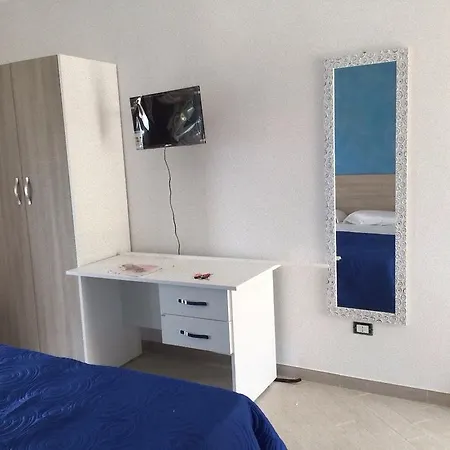 Red Stone 3* Diamante